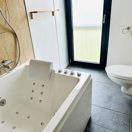 Ecrin Balneo Sauna A Thollon-les-Memises
